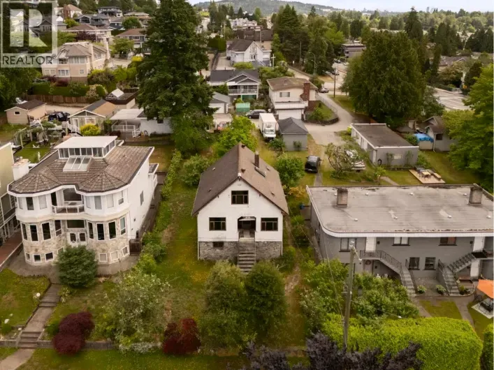 380 DELTA AVENUE, Burnaby