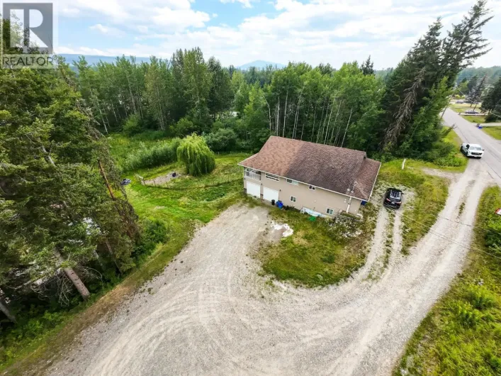 House for sale: 380 DENNIS ROAD, Quesnel