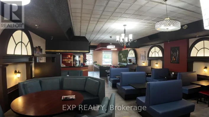 380 LAKESHORE ROAD, Mississauga