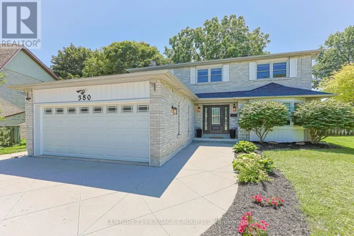 380 SELBY CRESCENT, Newmarket