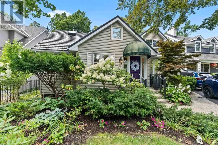 House for sale: 380 WATSON AVENUE, Oakville