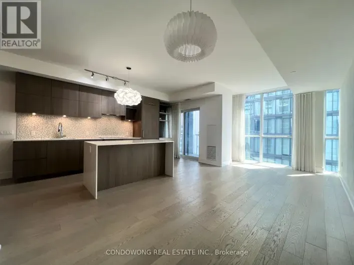Apartment for rent: 3801 - 1 YORKVILLE AVENUE, Toronto