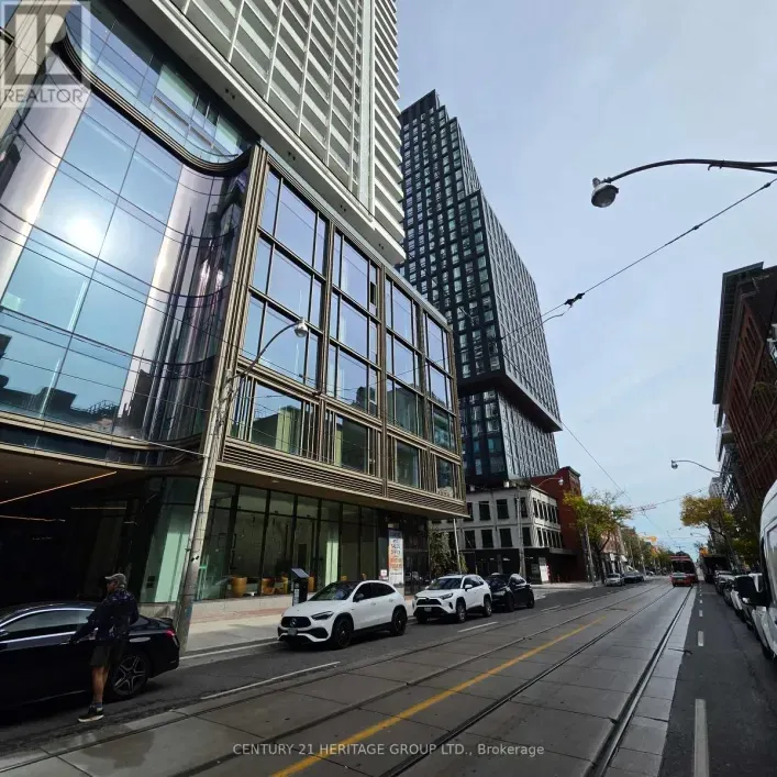 3801 - 88 QUEEN STREET, Toronto