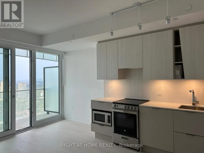 3802 - 3900 CONFEDERATION PKWY PARKWAY, Mississauga