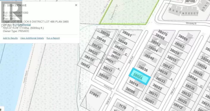 38024 SIXTH AVENUE, Squamish