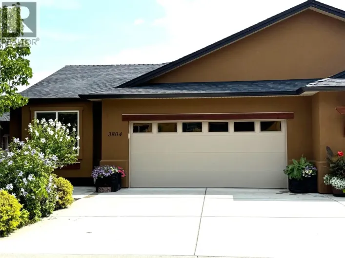 3804 Siringo Lane, Westbank