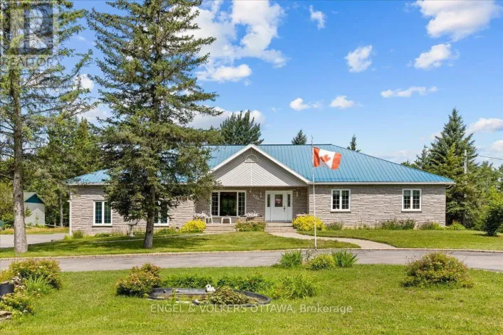 3805 BIG RIDEAU LAKE ROAD, Rideau Lakes