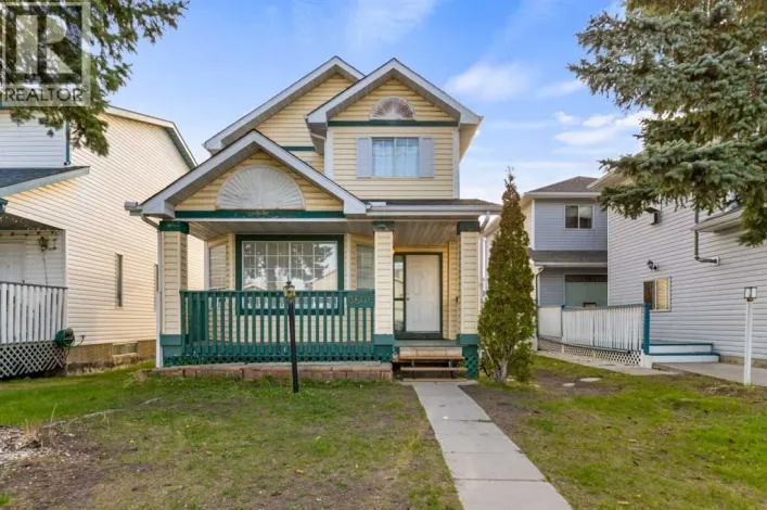 3806 Catalina Boulevard NE, Calgary