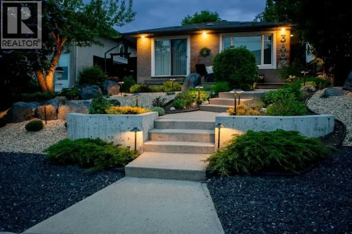 3809 Parkhill Street SW, Calgary