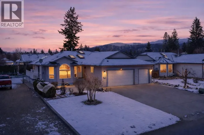 381 Robin Drive, Barriere