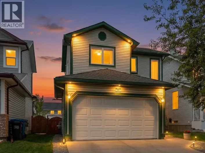 381 Silver Springs Way NW, Airdrie
