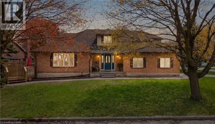 381 TIMLOCK Place, Waterloo