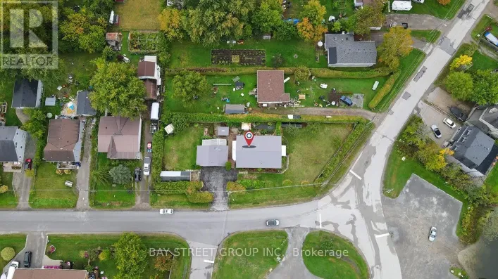 381 WATER DRIVE, Georgina