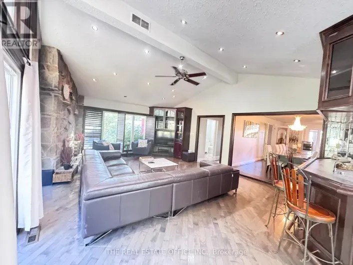 3812 GARNER ROAD, Niagara Falls