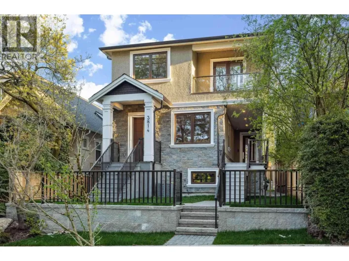 3812 W 15TH AVENUE, Vancouver