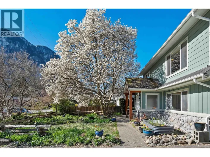 38127 WESTWAY AVENUE, Squamish