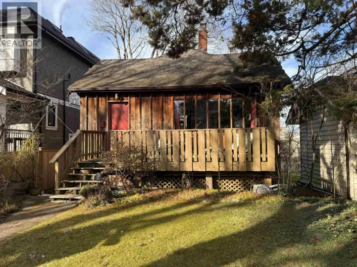 3813 W 15TH AVENUE, Vancouver