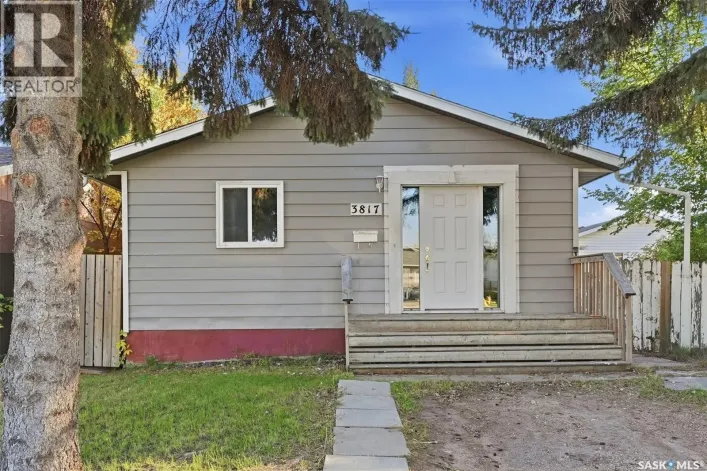 House for sale: 3817 Diefenbaker DRIVE, Saskatoon