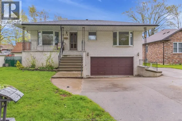 3818 WOODWARD, Windsor