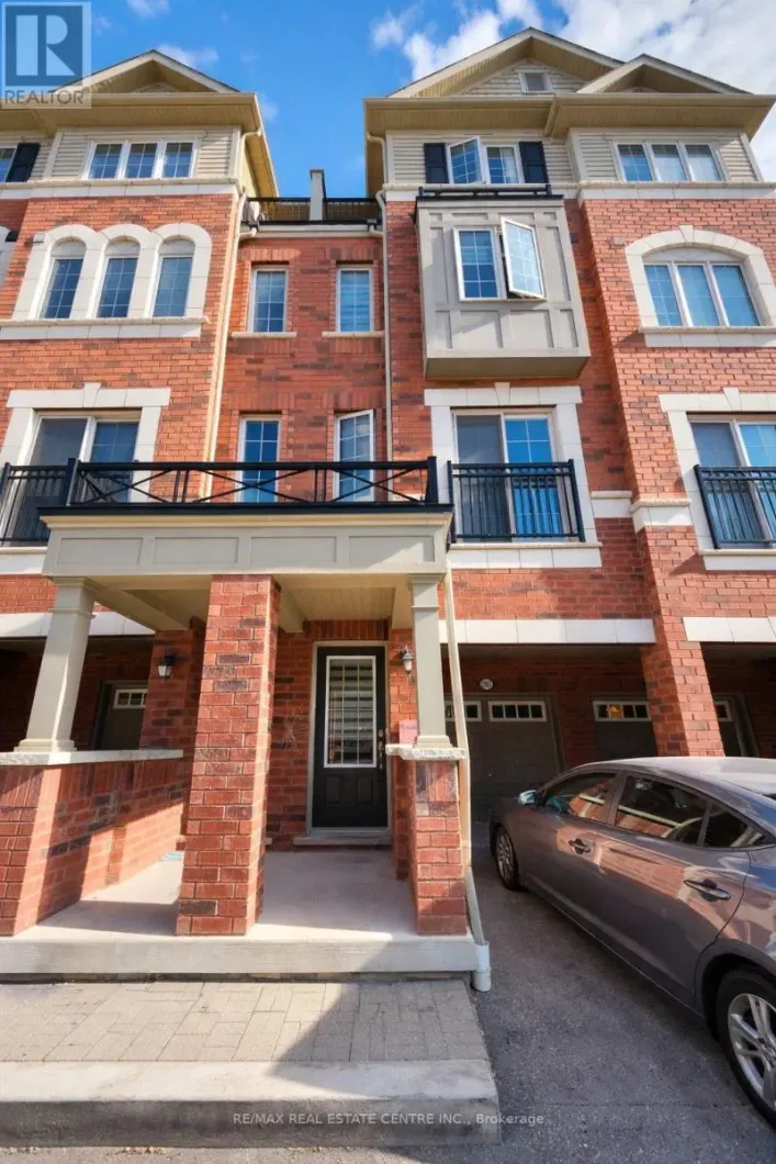 382 - 2387 CHEVRON PRINCE PATH, Oshawa