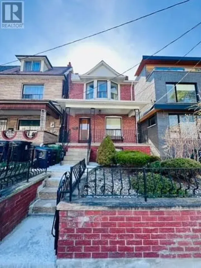 382 ROXTON ROAD, Toronto