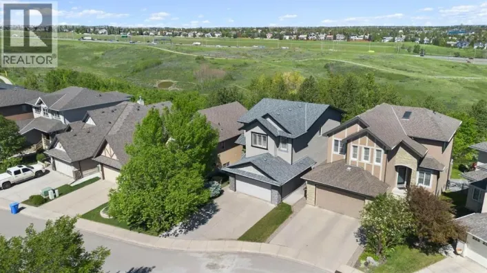 382 Tuscany Ravine Road NW, Calgary