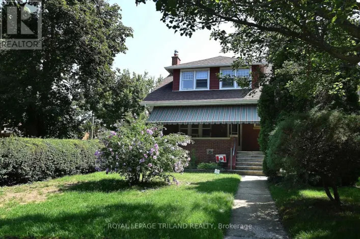 382 WORTLEY ROAD, London South