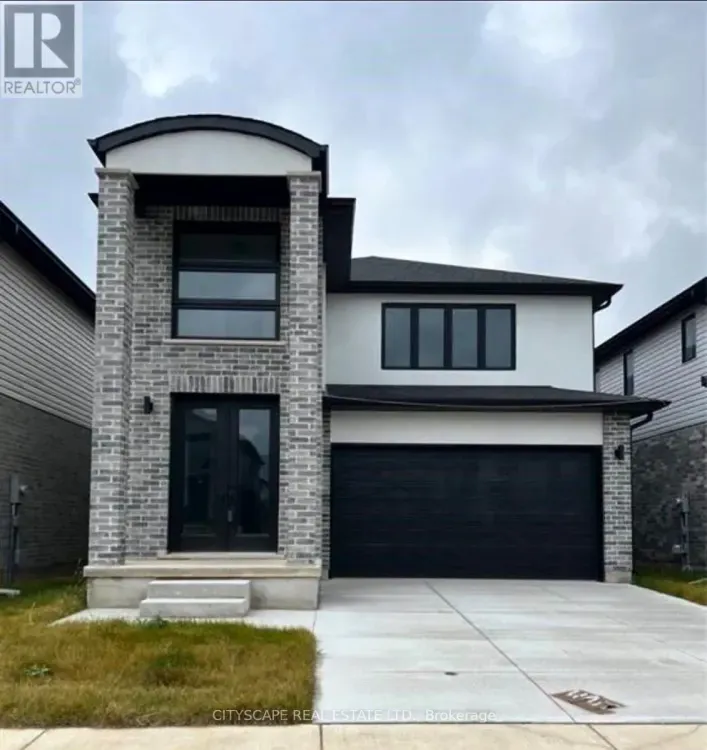 3821 AYRSHIRE AVENUE, London South