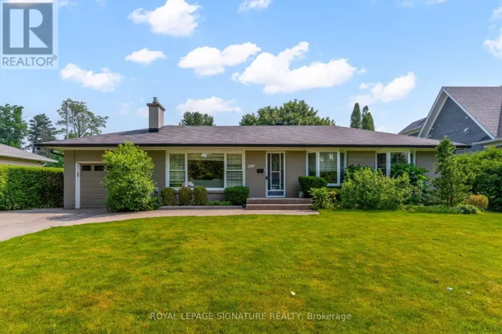 383 MAPLEHURST AVENUE, Oakville