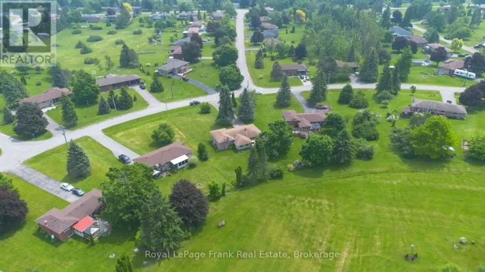 383 OLD SURREY LANE, Kawartha Lakes