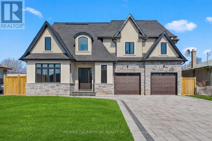 383 WADSWORTH STREET, Oakville