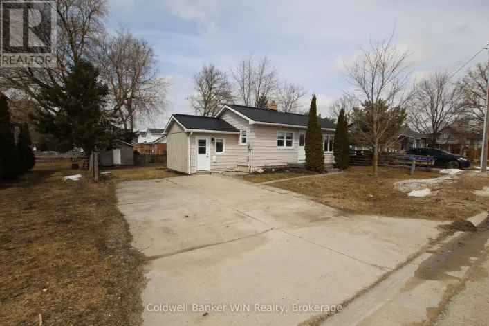 383 WELLINGTON STREET E, Wellington North