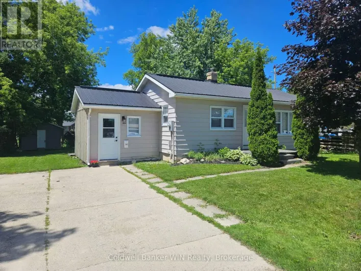 383 WELLINGTON STREET E, Wellington North