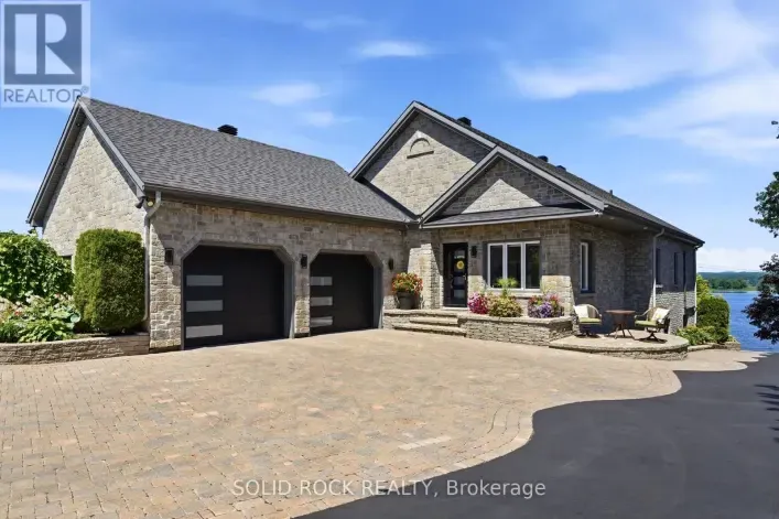 House for sale: 3835 OLD HIGHWAY 17 ROAD, Clarence-Rockland