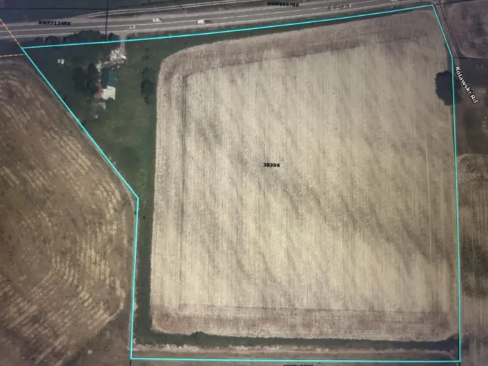 38396 LOUGHEED HIGHWAY, Mission