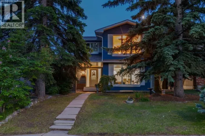 384 Midvalley Drive SE, Calgary