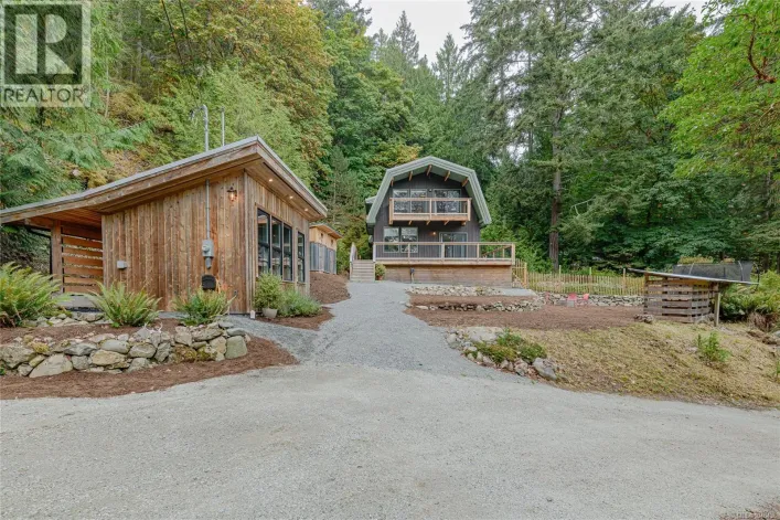 384 Roland Rd, Salt Spring
