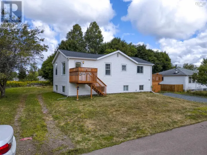 38/40 Salter Avenue, Truro