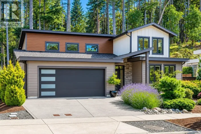 3845 Glen Oaks Dr, Nanaimo