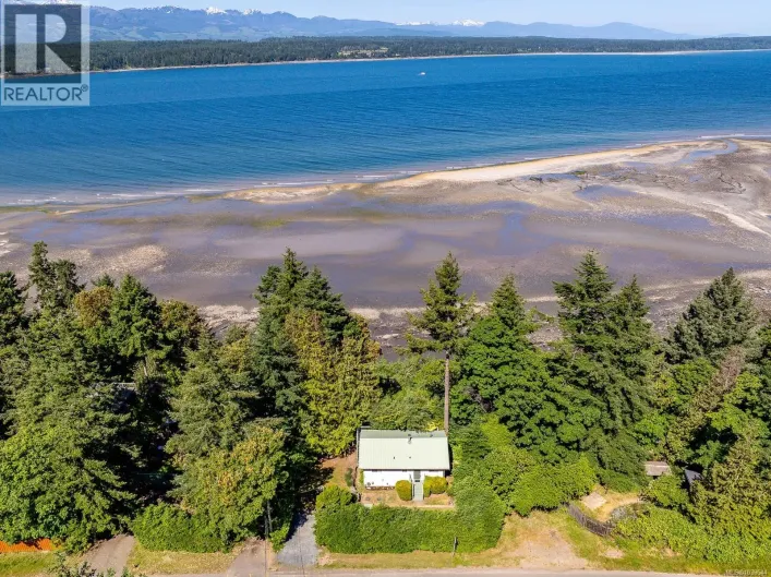 3845 Shingle Spit Rd, Hornby Island