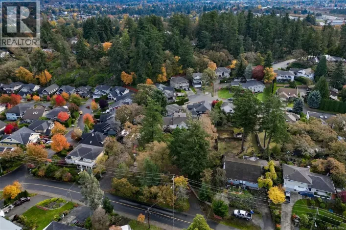 3845 Wilkinson Rd, Saanich