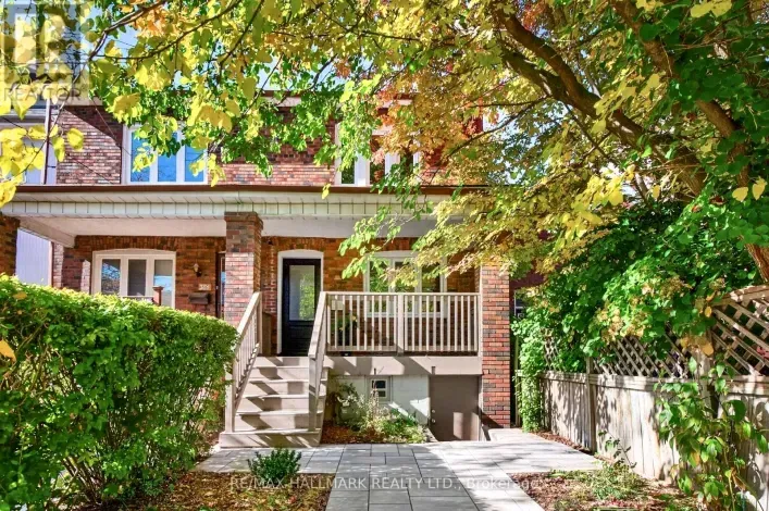 384A MONTROSE AVENUE, Toronto