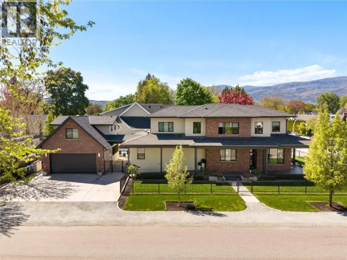 385 Cadder Avenue, Kelowna