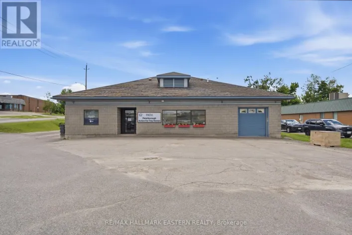 385 LANSDOWNE STREET E, Peterborough