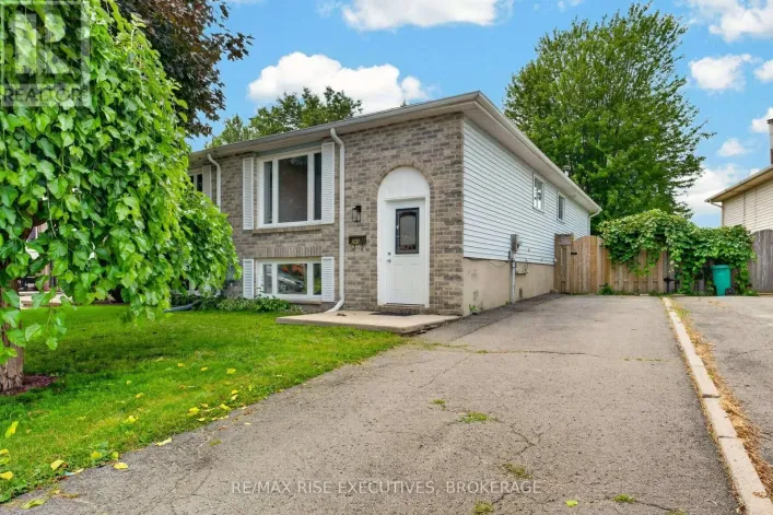 385 MELANIE AVENUE, Kingston