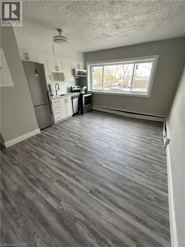 385 MELVIN Avenue Unit# 205, Hamilton