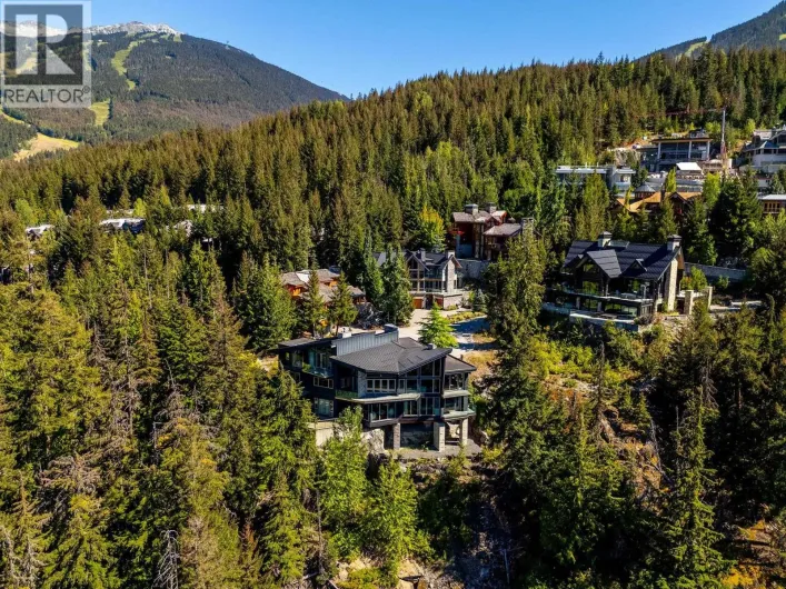 3855 SUNRIDGE COURT, Whistler