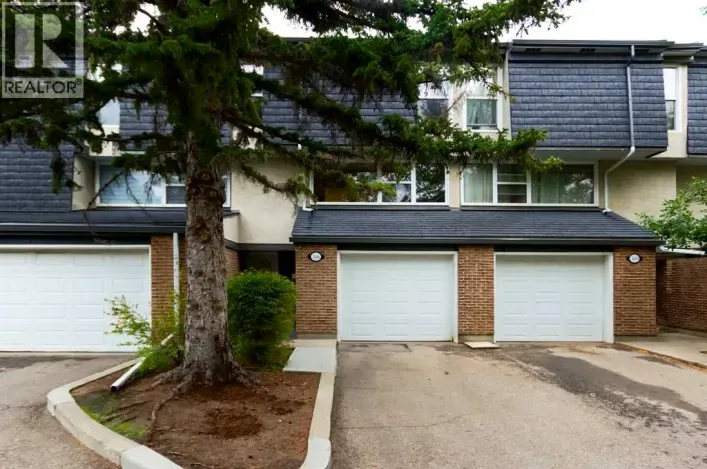 386 Brae Glen Crescent SW, Calgary