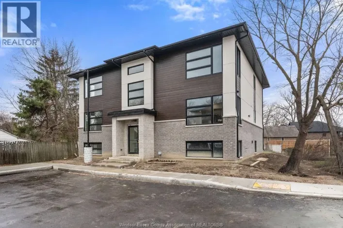 3871 HOWARD Unit# 201, Windsor