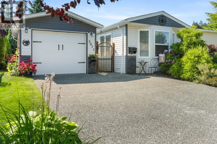 3871 King Arthur Dr, Nanaimo